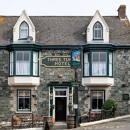 The Three Tuns